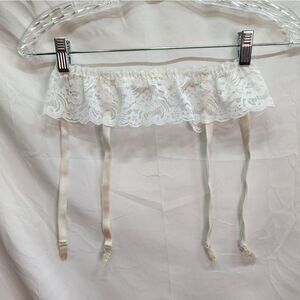 Christian Dior Intimates Vintage White Lace Garter with Straps One Size